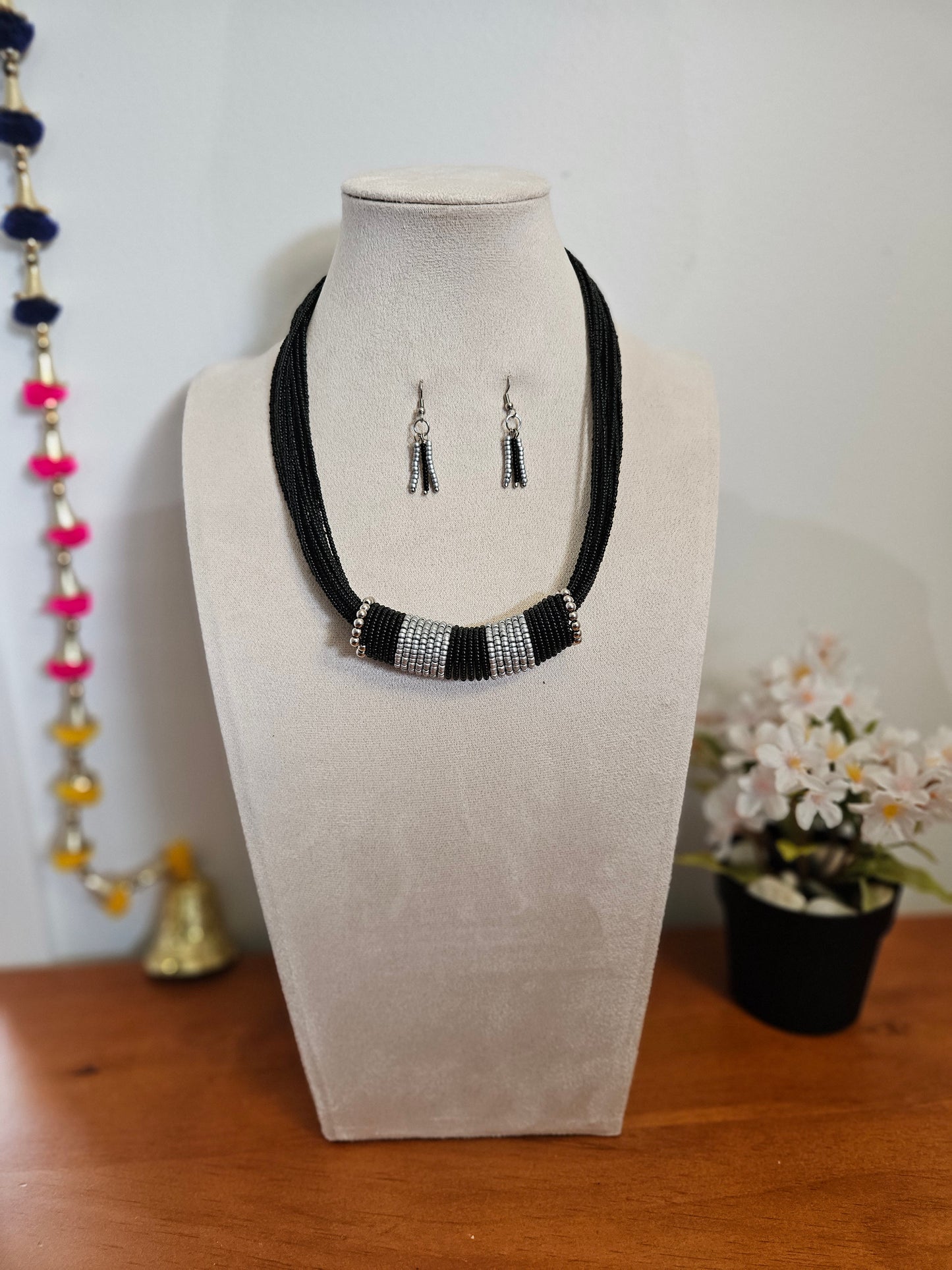Saanvi Midnight Axis Beaded Necklace Set
