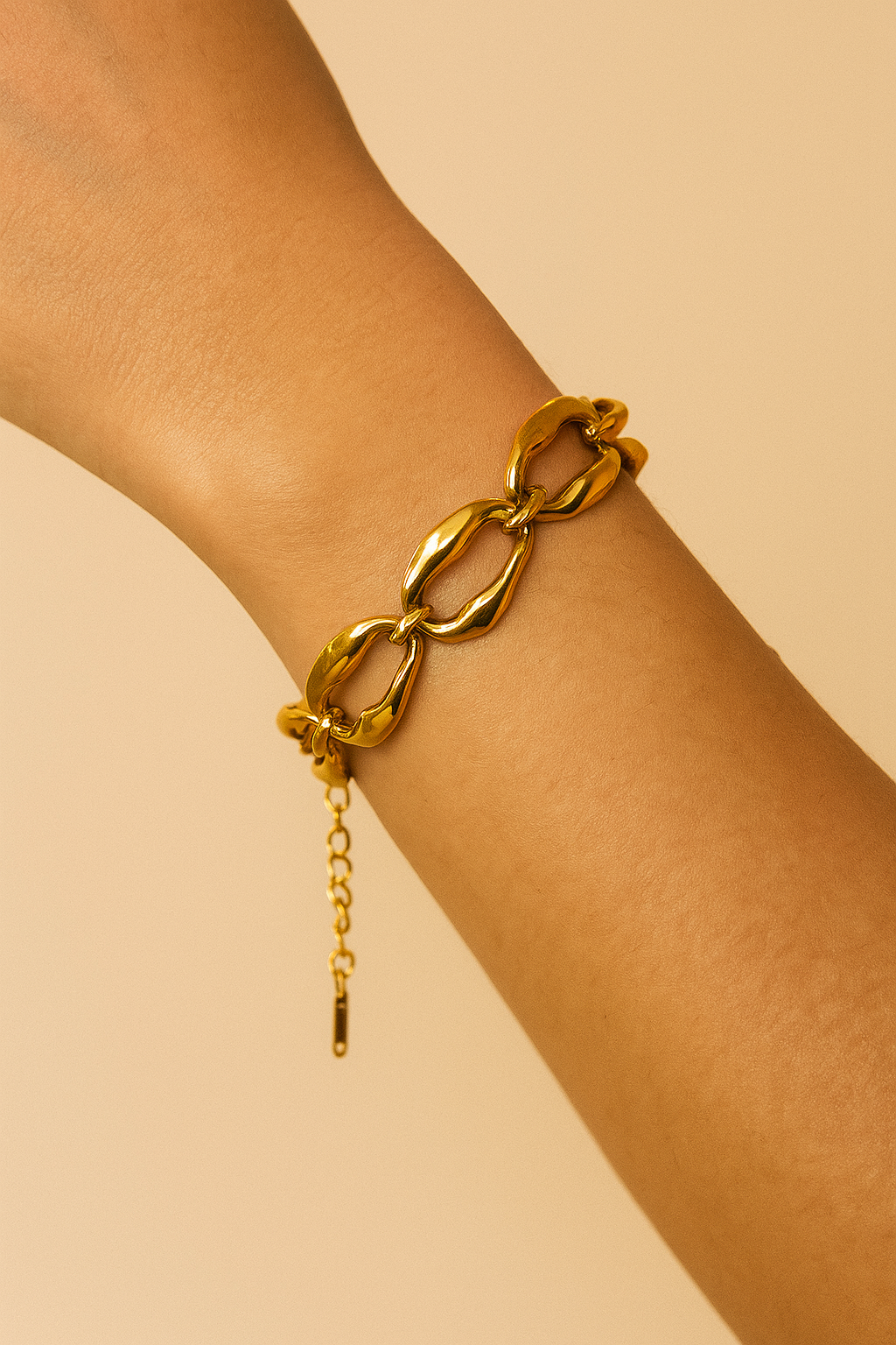 Bold Chain Link Bracelet