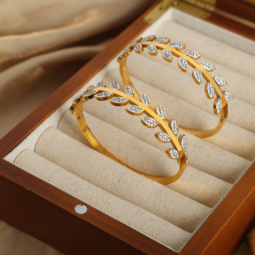 Aurelia Leaf Zircon Bangle