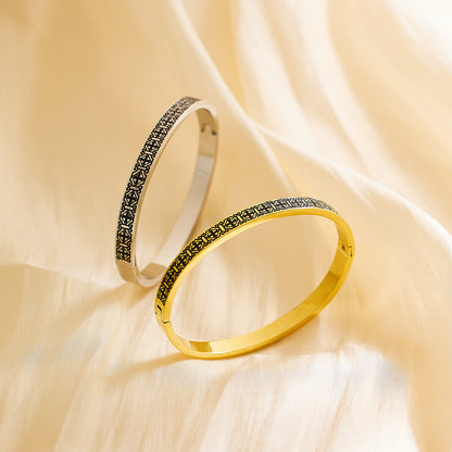 Heritage Crest Cuff Bangle