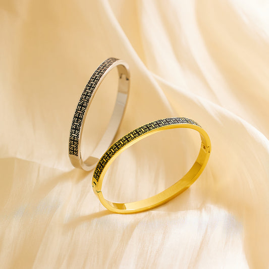 Heritage Crest Cuff Bangle