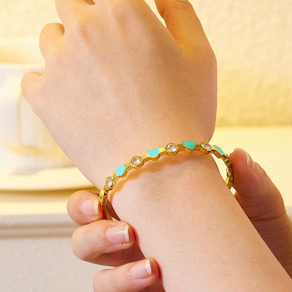 Amour Heart Crystal Bangle