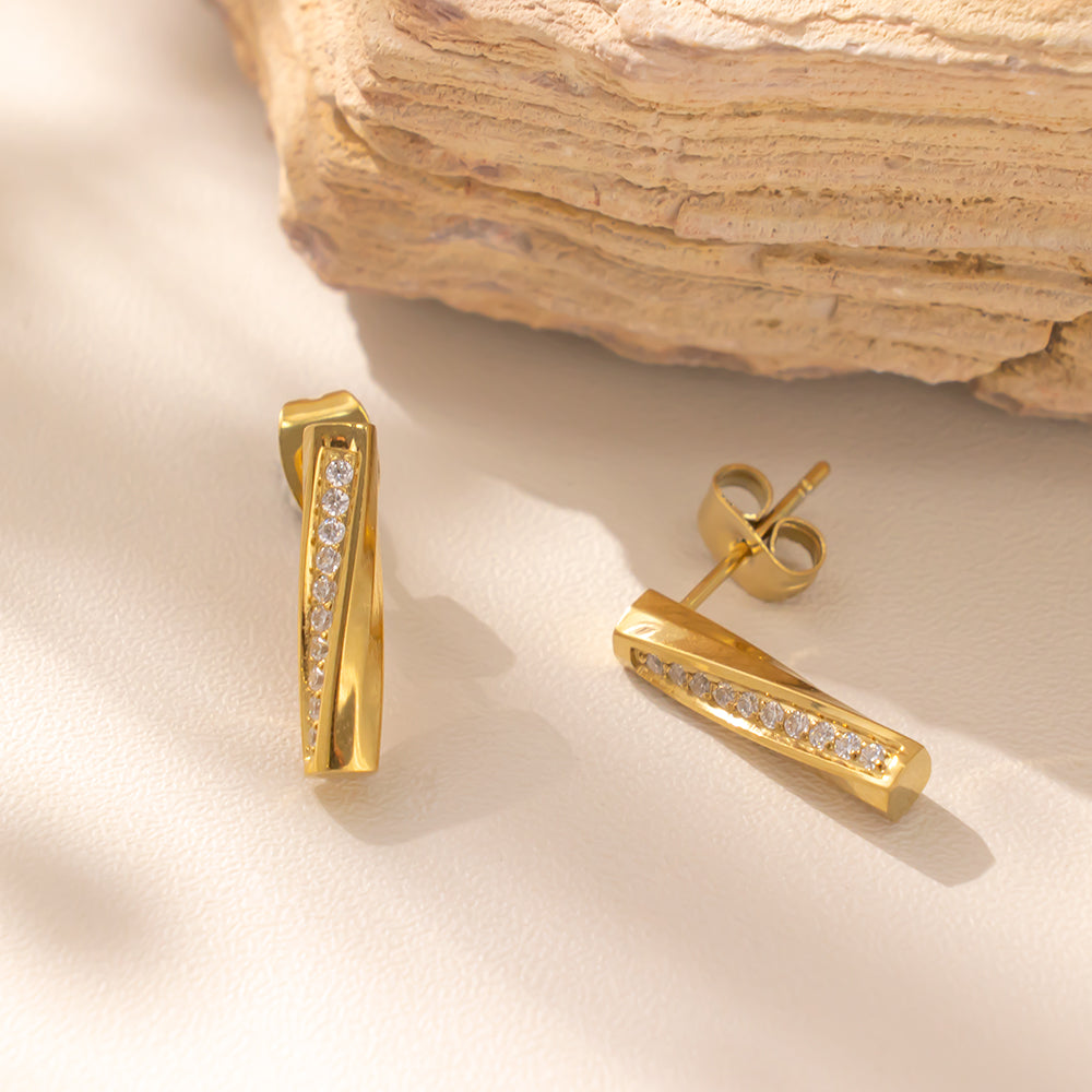 Astra Zircon Bar Pendant Set