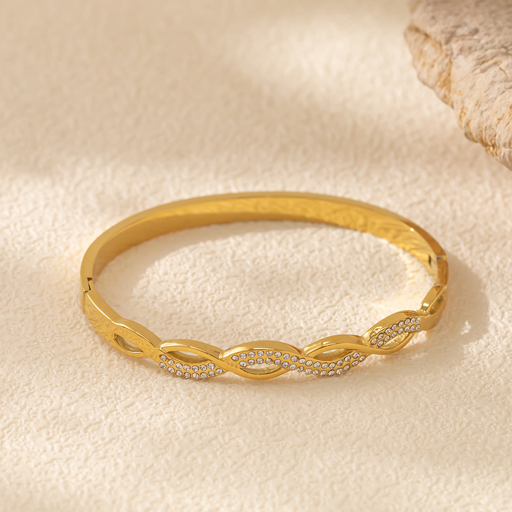 Celeste Twist Zircon Bangle