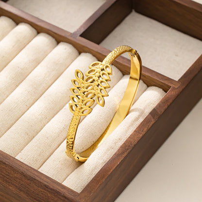 Laurel Bloom Bangle