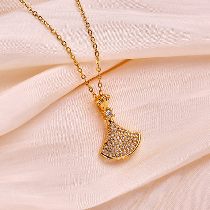 Celeste Fan Zircon Necklace
