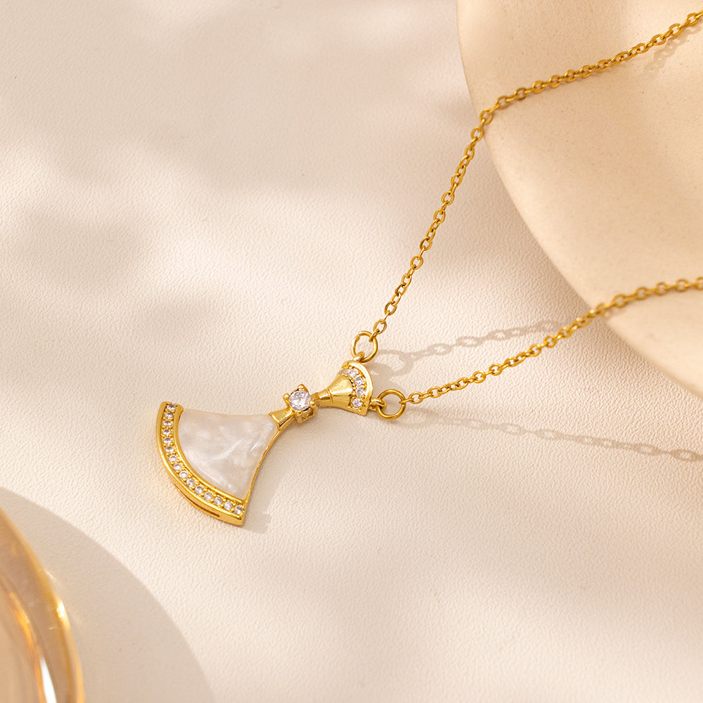 Celeste Fan Zircon Necklace