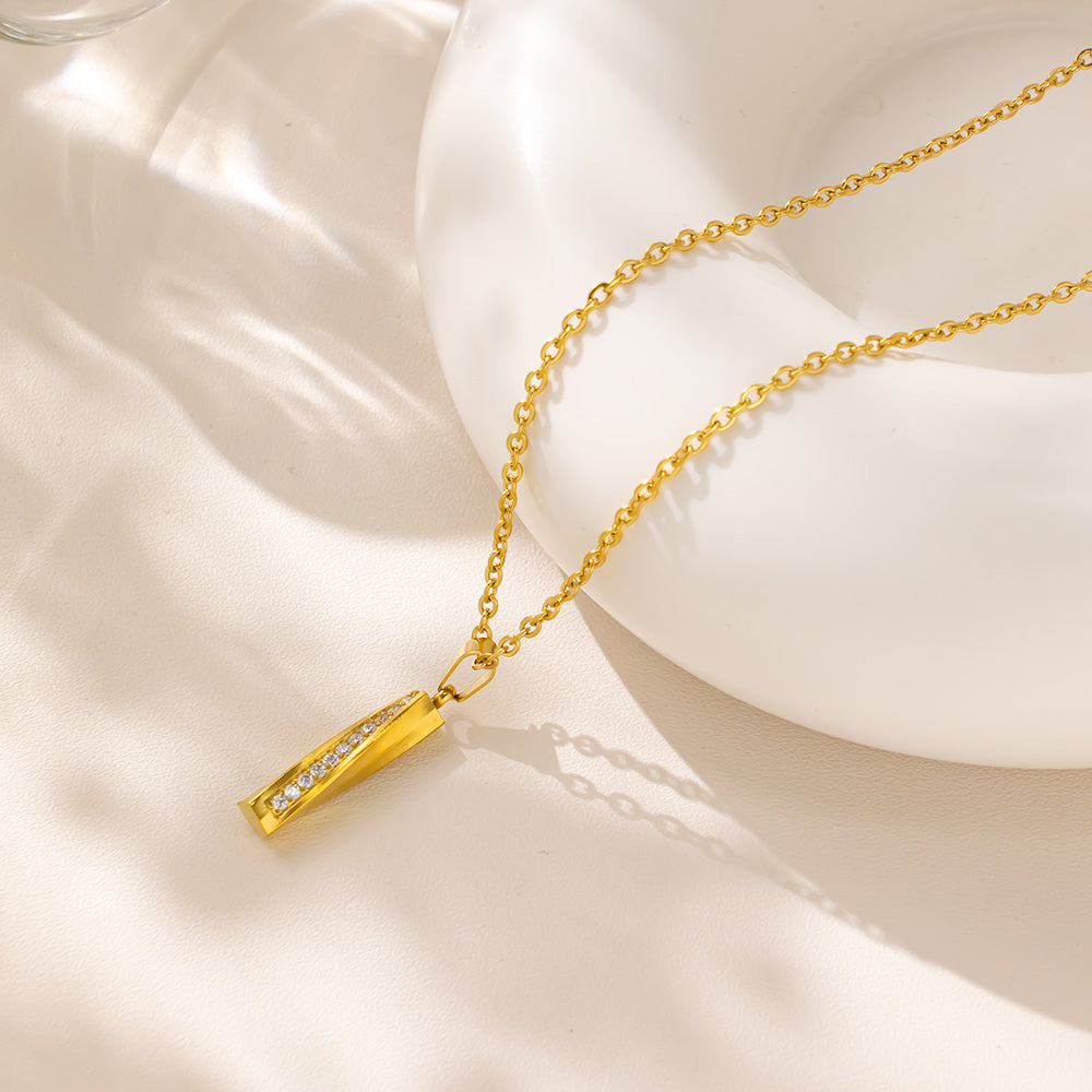 Astra Zircon Bar Pendant Set