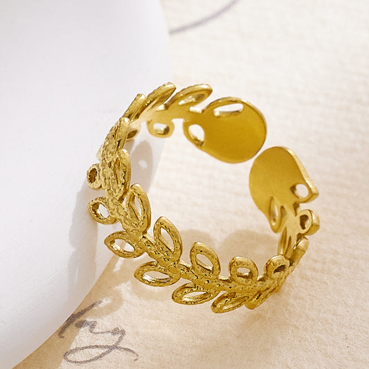 Golden Laurel Open Ring