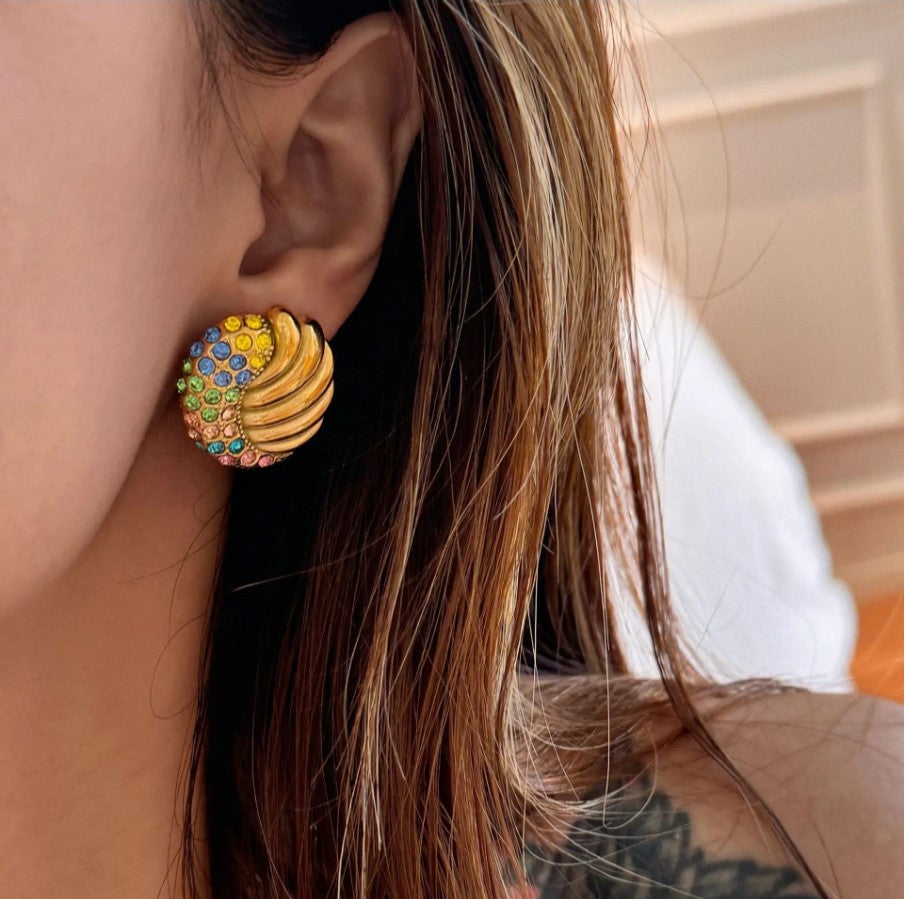 Celeste Shell Stud Earrings