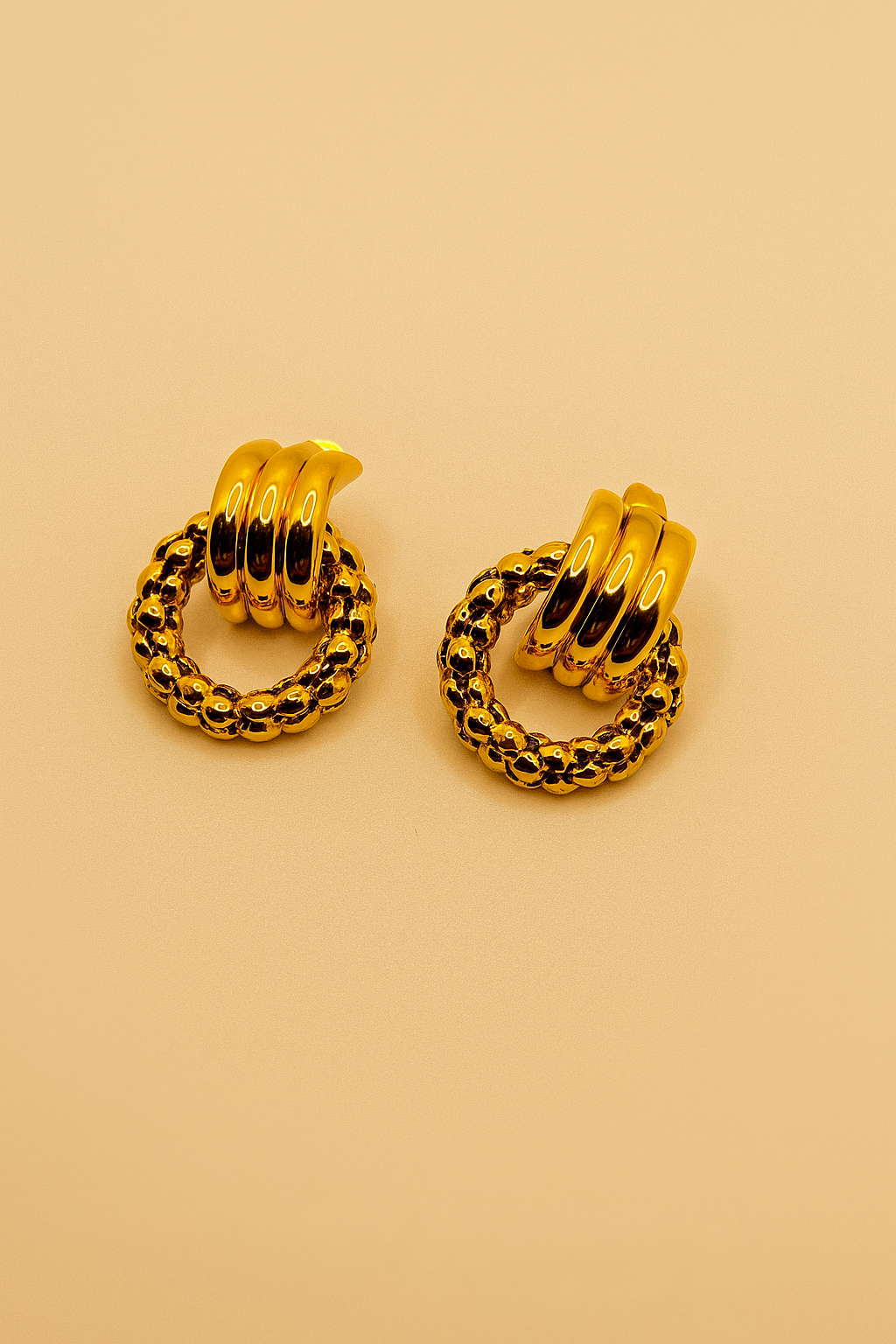 Saanvi Radiance Studs