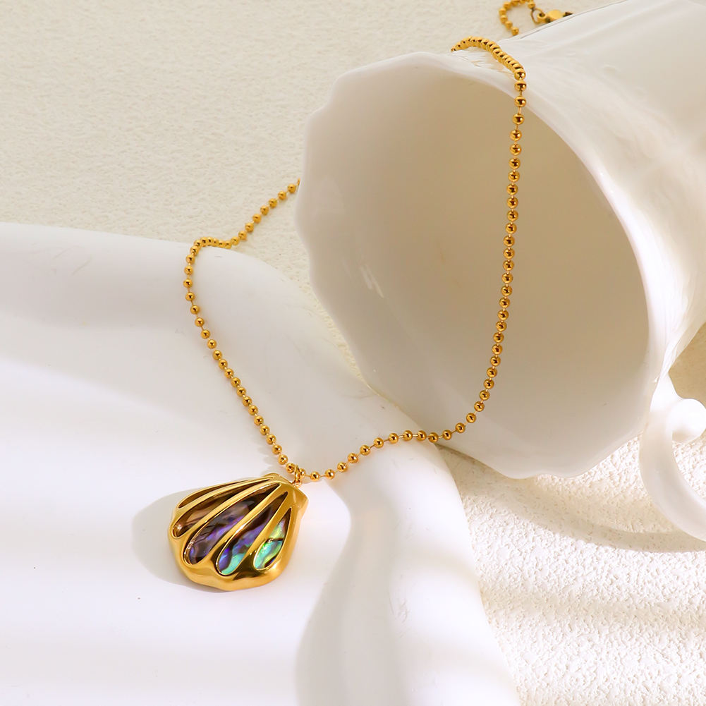 Tideglow Pendant Necklace